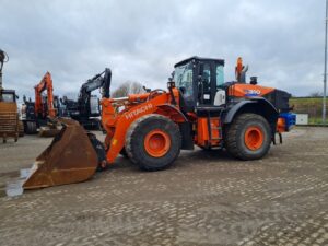 0001a_xsuTRJ_original